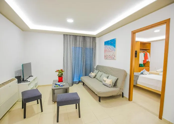Rhodes City Center Suite