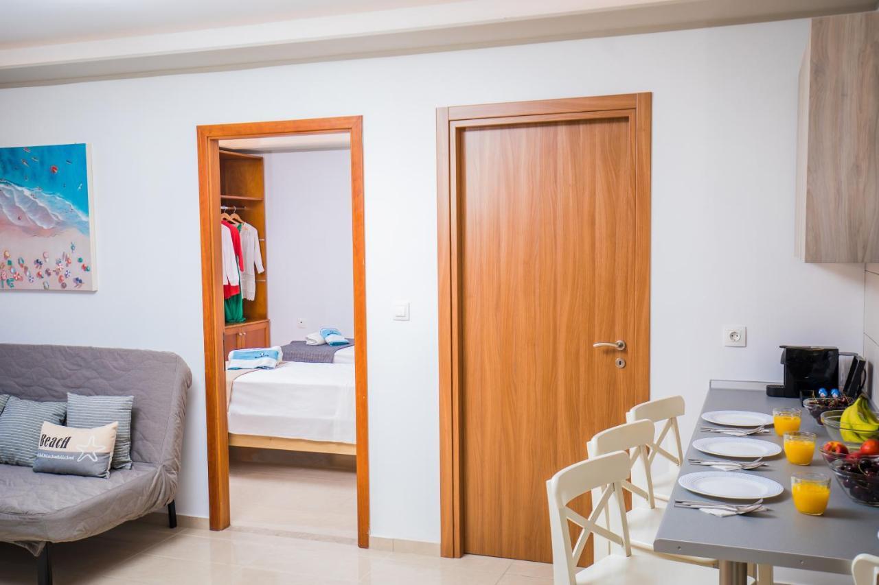 Rhodes Center Apartment